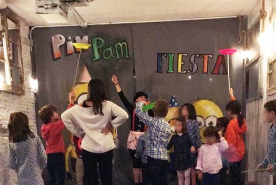 Los 10 mejores restaurantes para niños en Madrid Niños jugando en restaurante