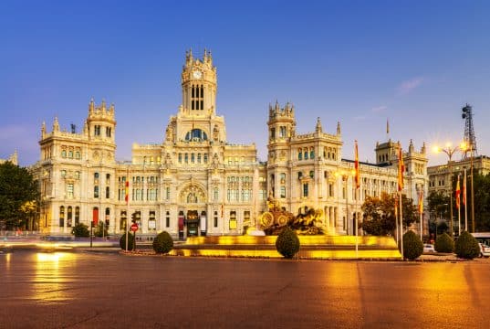 Qué hacer y ver en Madrid en cada época del año Plaza de la Cibeles Madrid