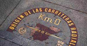 Kilómetro cero de Madrid en la Puerta del Sol, el Punto 0 Kilómetro 0 en Puerta del Sol de Madrid